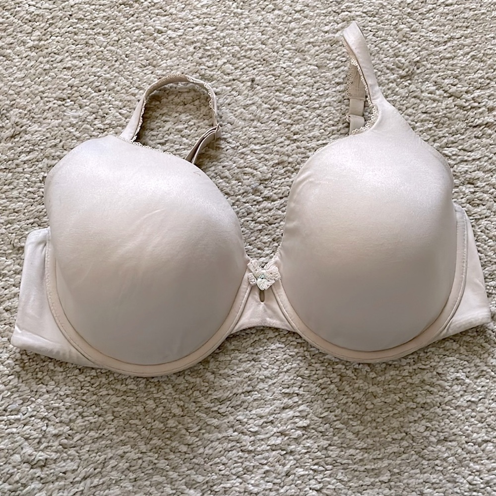 Victoria’s Secret Body by Victoria Perfect Coverage 34 DD